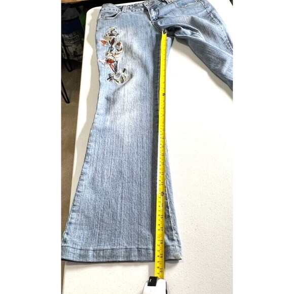 Jou Jou Women's Flared Bottom Jeans Print Embroidered Floral 11/12 Boho, Hippie - Picture 14 of 16